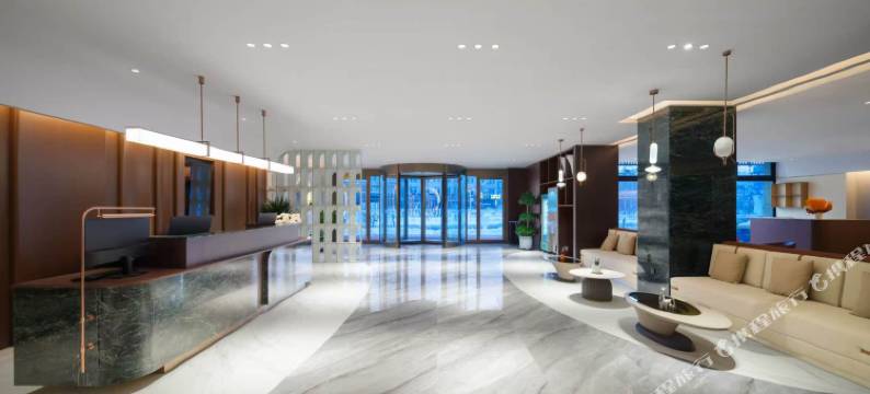 那拉提闽融云庭酒店图片