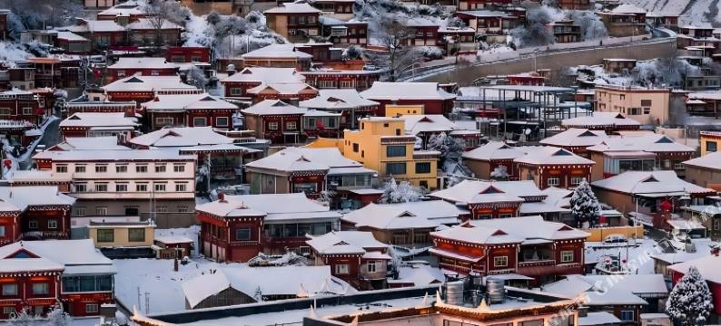 炉霍博达拉大酒店图片