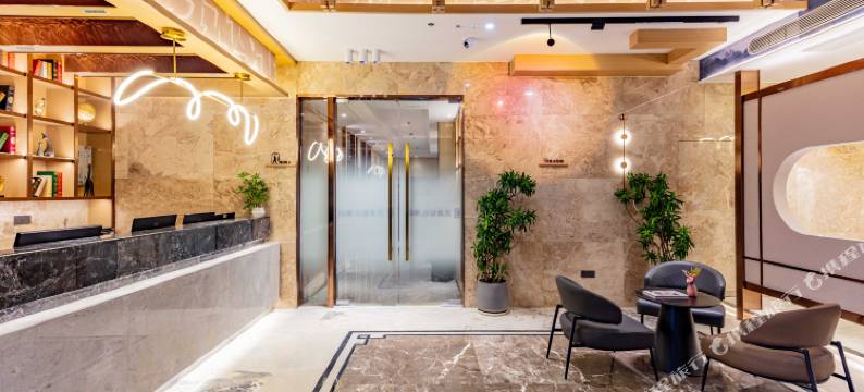 艺龙安云酒店(上海青浦重固新世纪商业广场店)图片