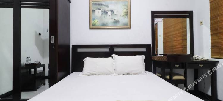 迪纳尔家庭旅馆加永安清真红伙伴(Dinnar Homestay Gayungan Syariah RedPartner)图片