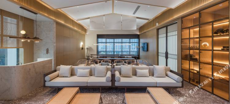 建国璞隐酒店(杭州钱江新城庆春广场地铁站店)图片