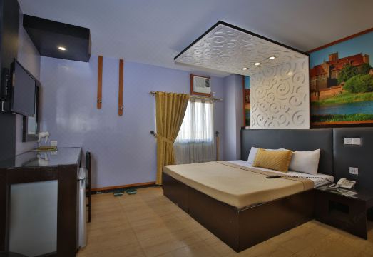 Eurotel Las Pinas Hotel Overview