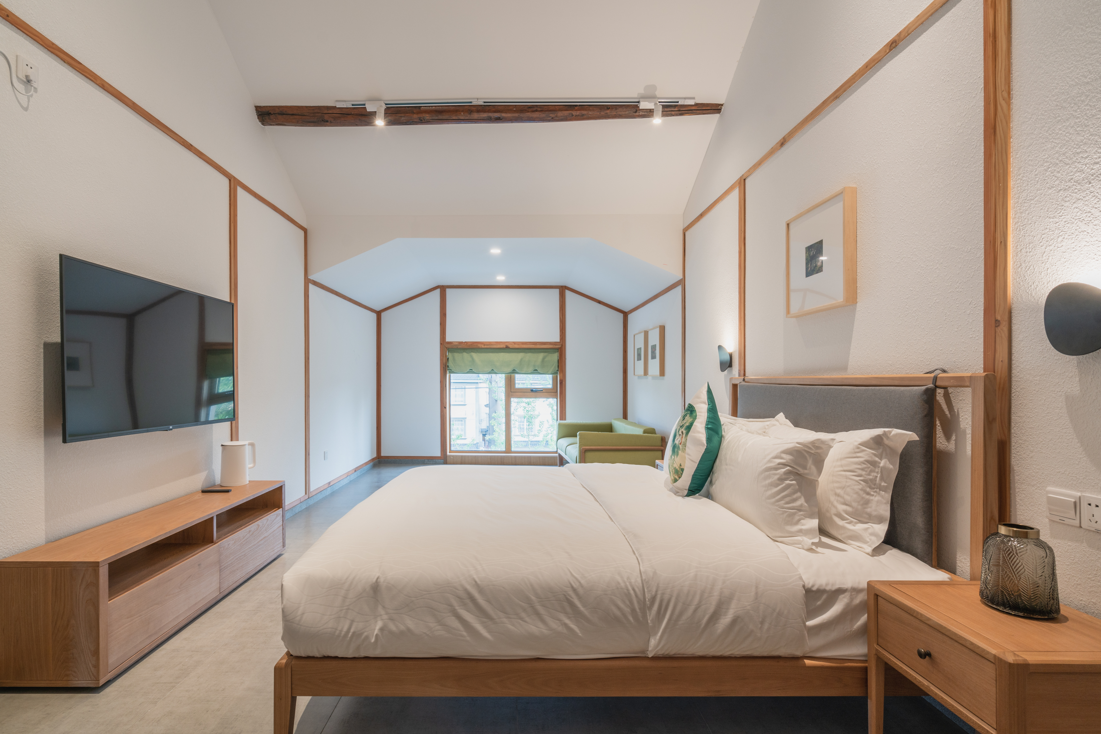 by Sunny Hotel Over view