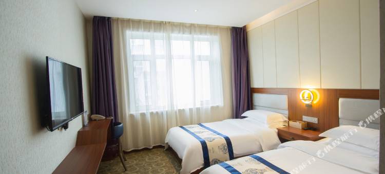 锐思特连锁酒店(集安鸭绿江店)图片