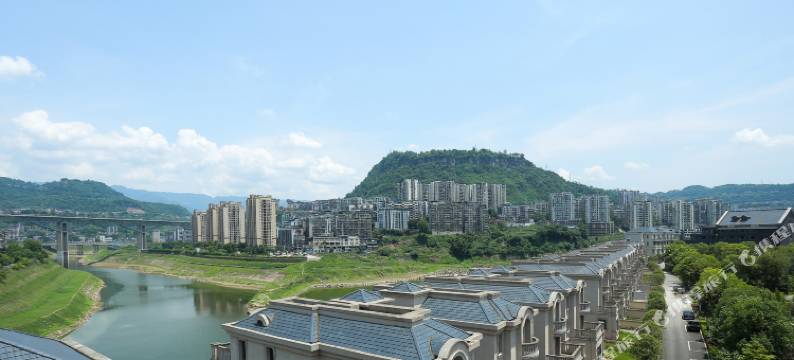 泊云境.湖滨花园酒店(重庆万州万达广场店)图片