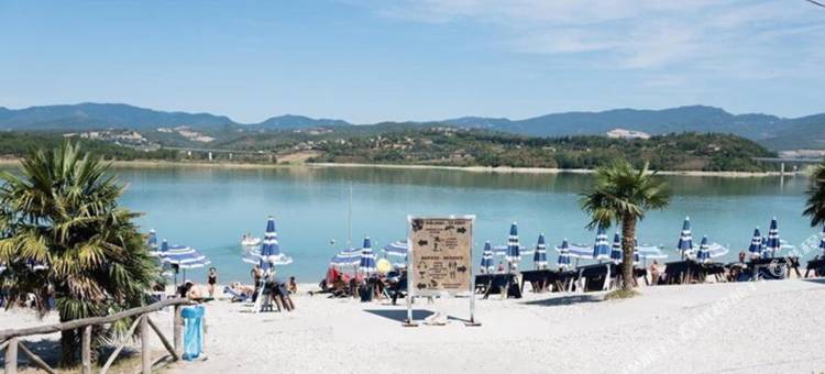 木吉罗维尔德营地村酒店(Camping Village Mugello Verde)图片