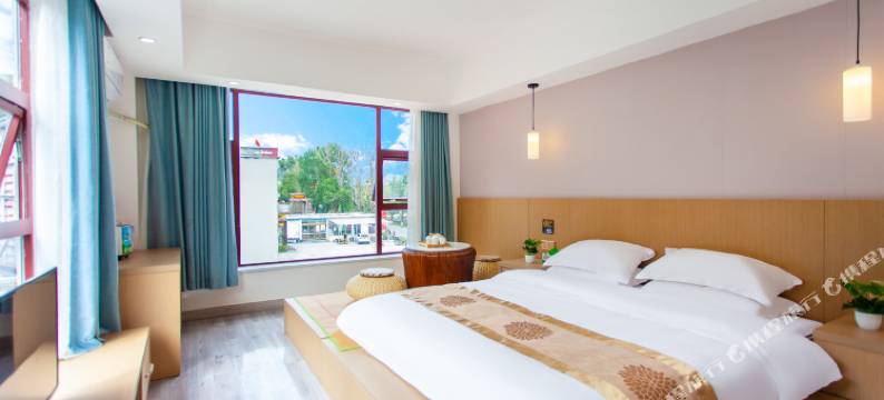 伊莎酒店(康定新都桥店)图片