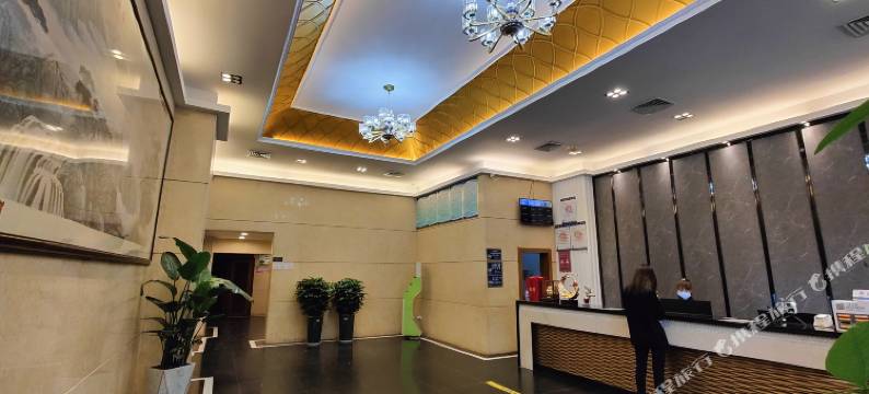 云海酒店(塘厦东浦市场店)图片