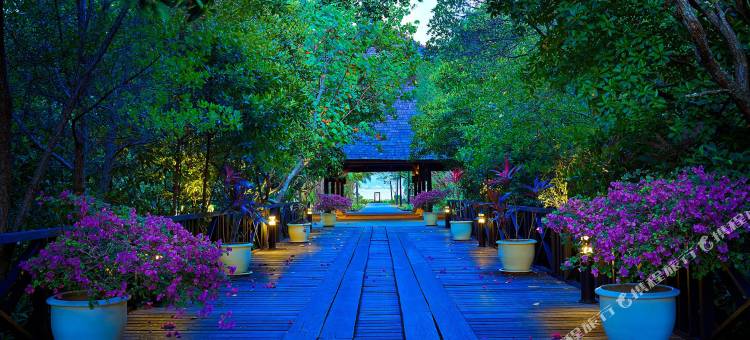 兰卡威瑞柏克岛屿海滨渡假村 大自然 野生动物与美食爱好者的天堂(Rebak Island Resort & Marina Langkawi)图片