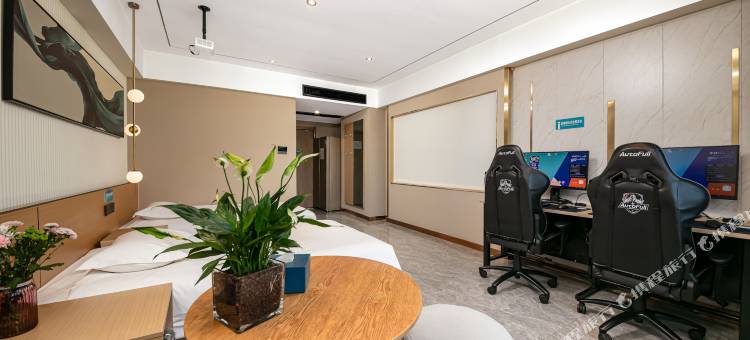 爱电竞酒店(许昌胖东来时代广场店)图片