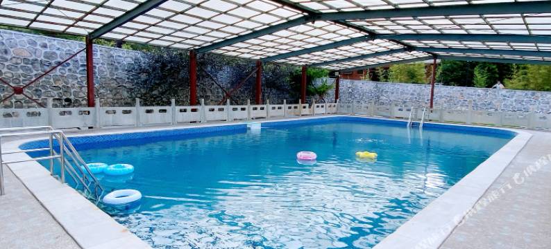 井陉右见果然民宿图片