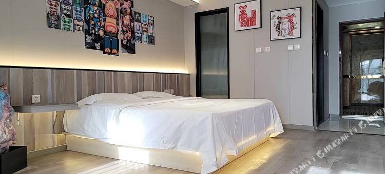 灰鲸INS酒店(唐山万达广场店)图片