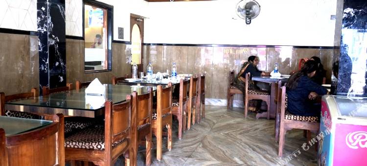 巴拉提酒店(HOTEL BHARATI)图片