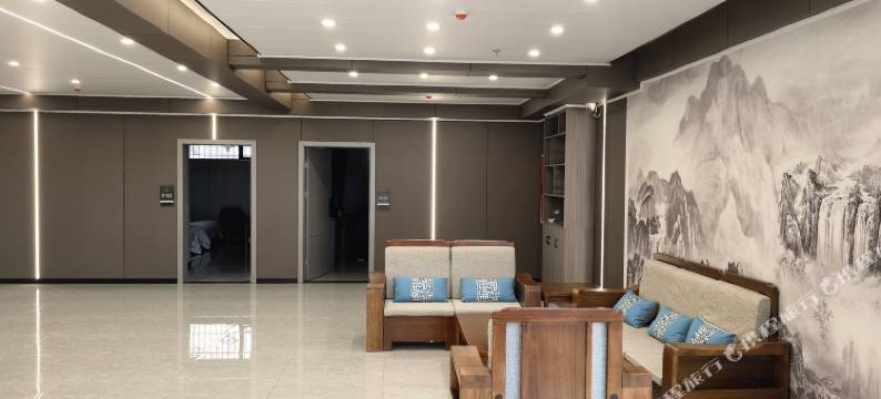 云尚亚克酒店图片