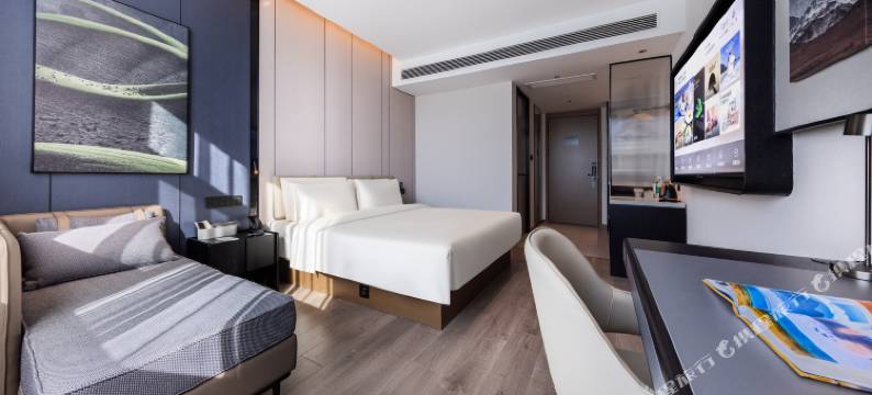 南昌经开区财经大学亚朵酒店图片