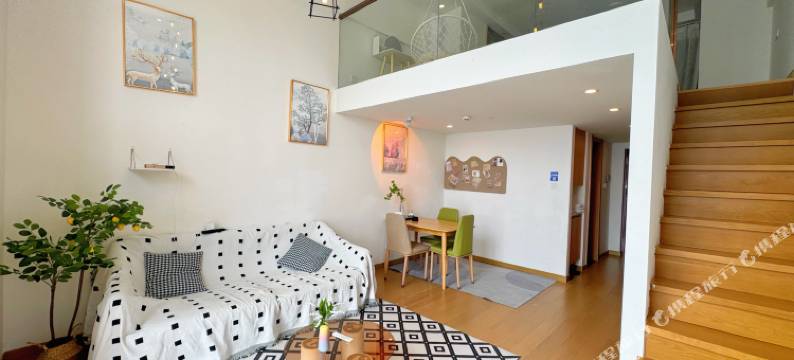 苏苏loft湖景公寓(尹山湖地铁站店)图片