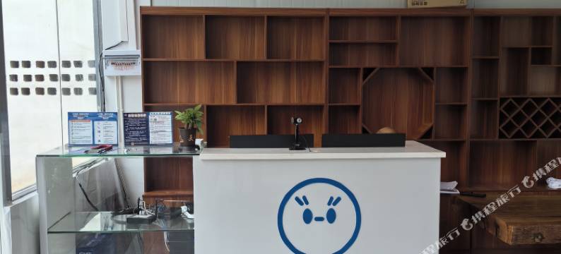 景洪志远康宁客客栈(西双版纳嘎洒国际机场高铁站店)图片