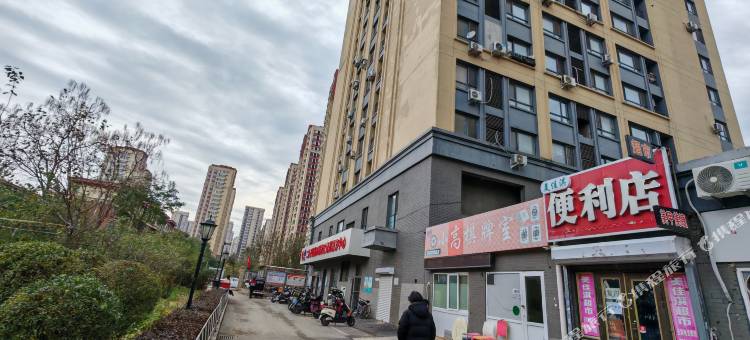 万城影音公寓图片