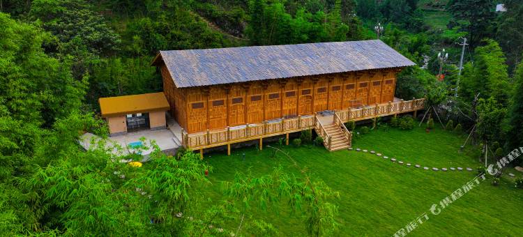 普格温泉酒店图片