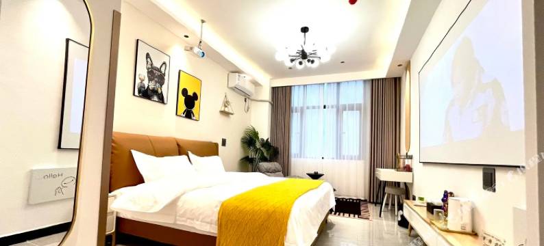 屋上月白民宿(郑州火车站二七广场店)图片