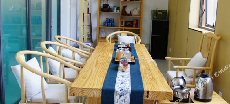 斯维登精品公寓(昆山花桥花溪公园地铁站店)图片