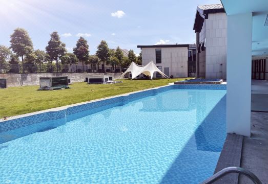 武夷山市和祥茶旅酒店（三姑度假区高尔夫店）外景图