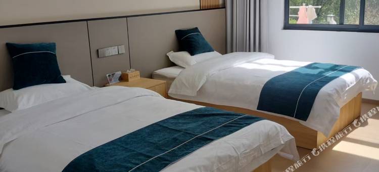 山前月下民宿图片