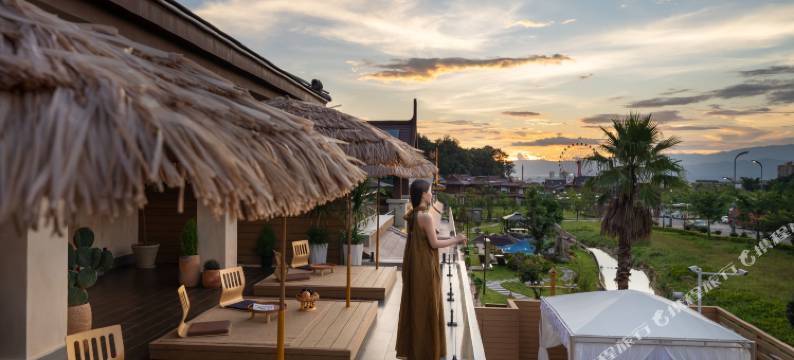 芒市红缦民宿(傣族古镇店)图片