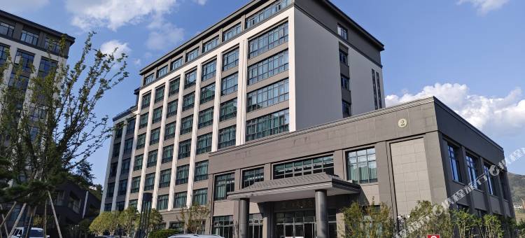 磐安红庭学府酒店图片