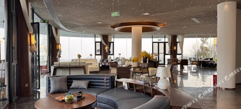 青云·仙庐山巅峰酒店图片