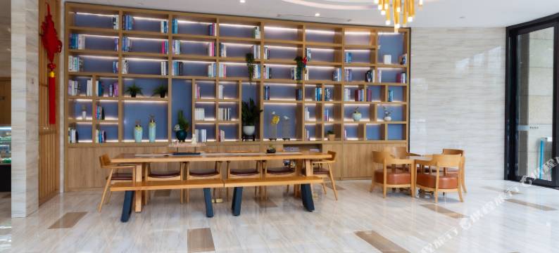 云汉酒店(杭州人民广场地铁站店)图片