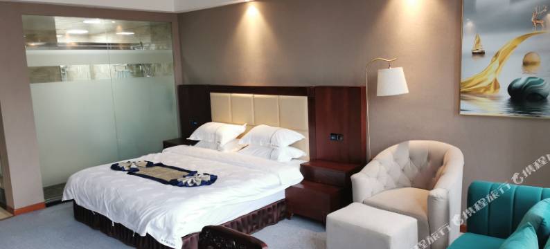 京福大酒店(屏山县政府马湖公园店)图片