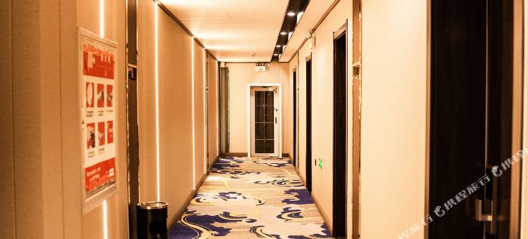 易佰良品酒店(武陟红旗路兴华家电店)图片