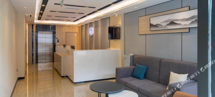 锐思特逸致酒店(峨边步行街店)图片