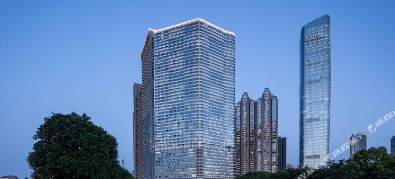 范思江景酒店(长沙五一广场碧沙湖地铁站店)图片