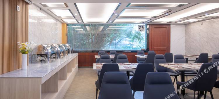 丽怡酒店(茂名高铁站人民广场店)图片