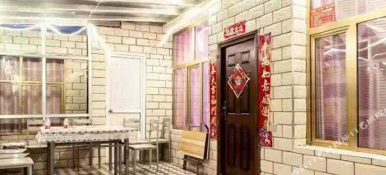 青海湖青依美舍民宿图片