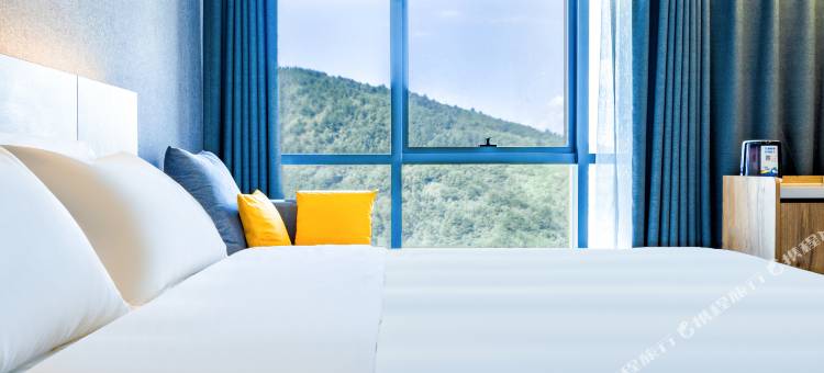 欢藤无人智能酒店(贵阳未来方舟店)图片