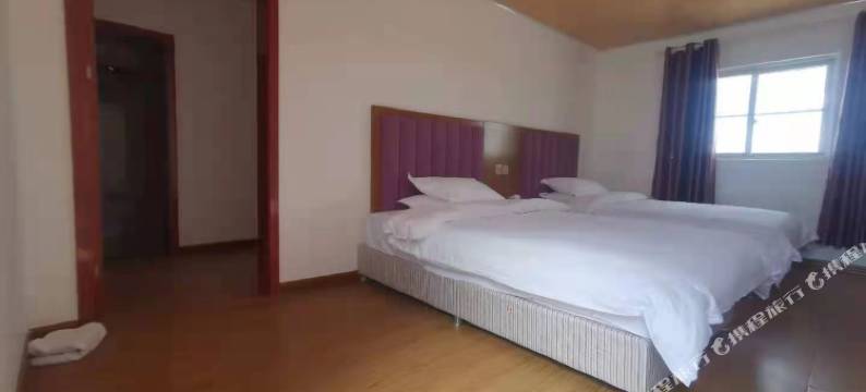 格尔木318沱沱河自驾车营地图片