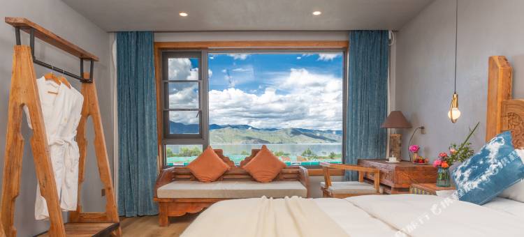 泸沽湖云堇云舒湖景民宿图片