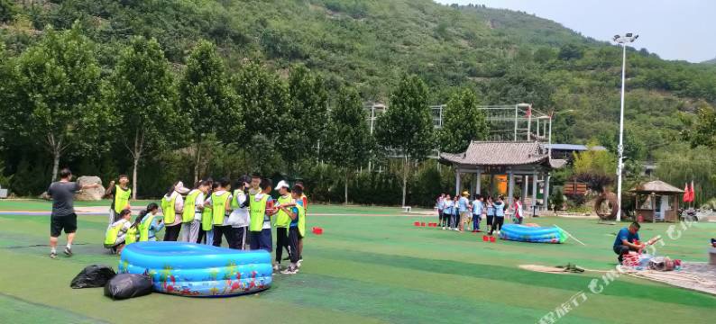 济南历城龙门客栈图片