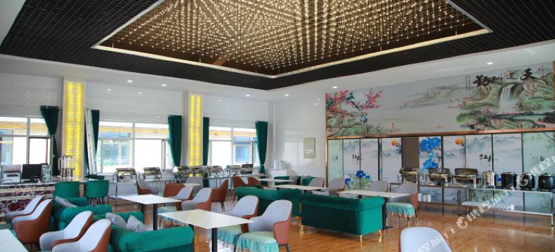 德令哈德瑞驿汽车酒店(海西会议中心店)图片