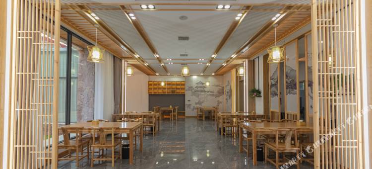 仟那美宿(新乡八里沟店)图片