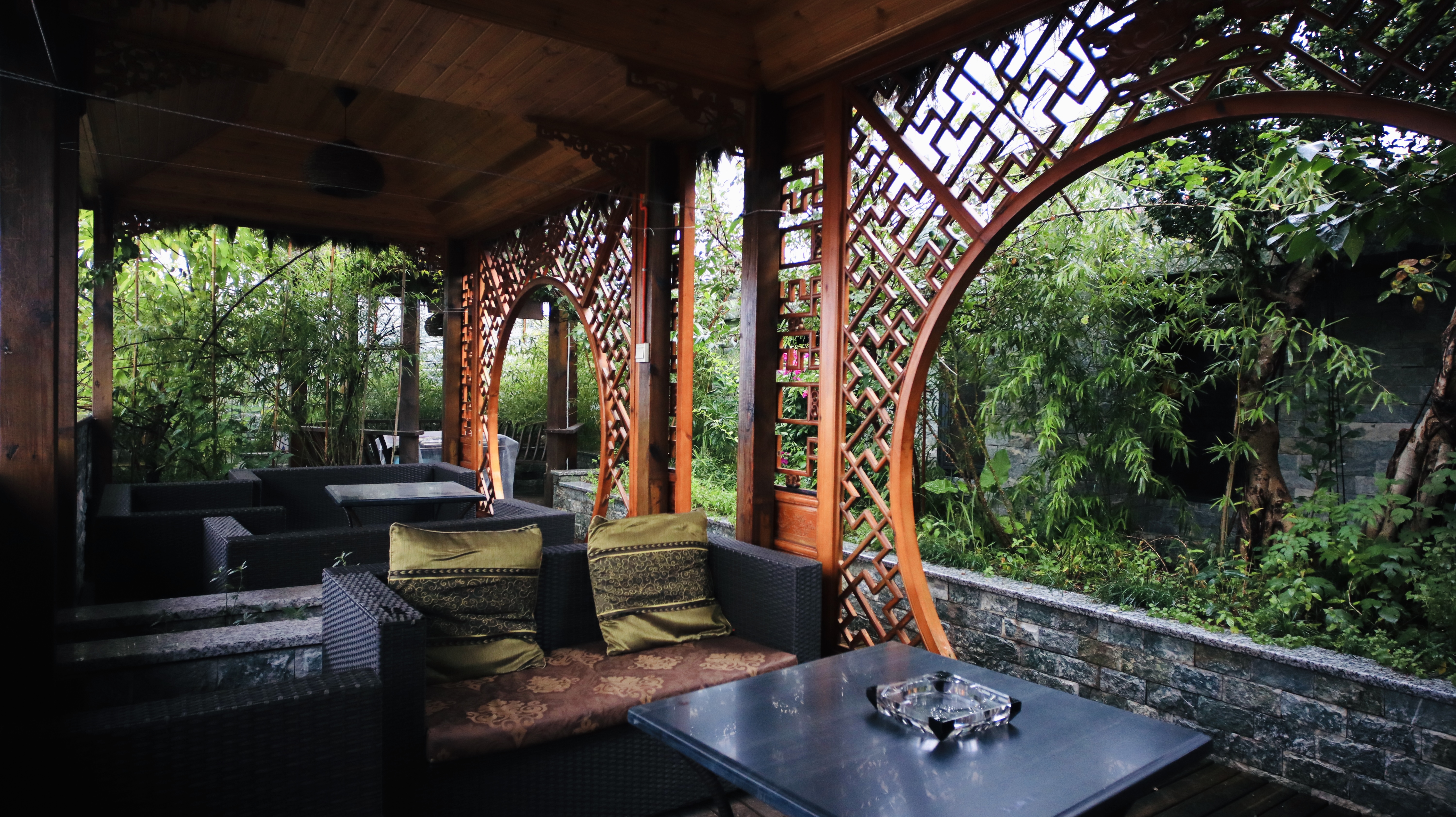 Guang'an Jinmei International Hotel (Shenlongshan Baren Castle) Hotel Overview