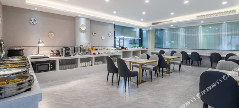 深圳科技园禾尖S酒店(深大地铁站店)图片