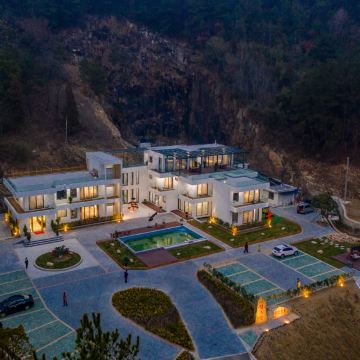 天柱山一村美宿图片