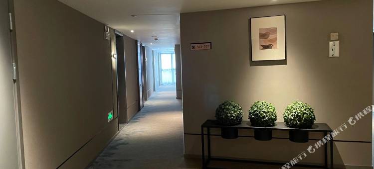 如家商旅酒店(上海大宁国际马戏城地铁站店)图片