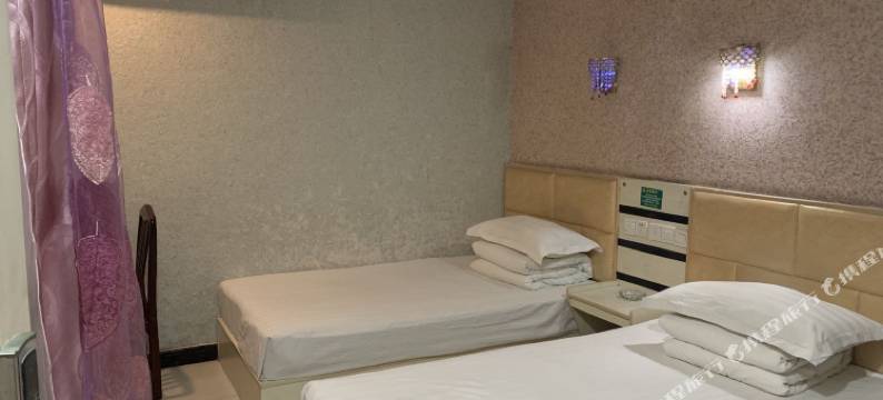 青年宾馆(阜阳火车站店)图片