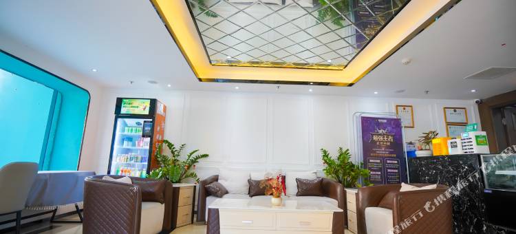 粤塔X电竞酒店(钻汇广场市桥地铁站店)图片