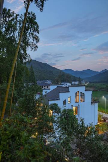 安吉易成·云上草原山野度假民宿图片